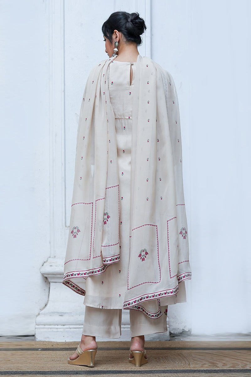 Cream Raw Silk Salwar Suit With Organza Dupatta