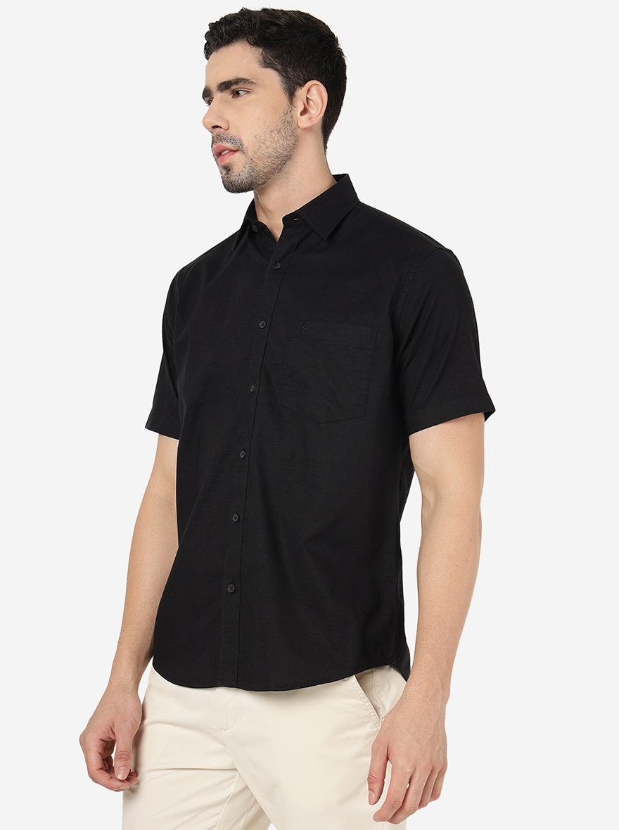Black Solid Smart Fit Semi Casual Shirt | Pehervi