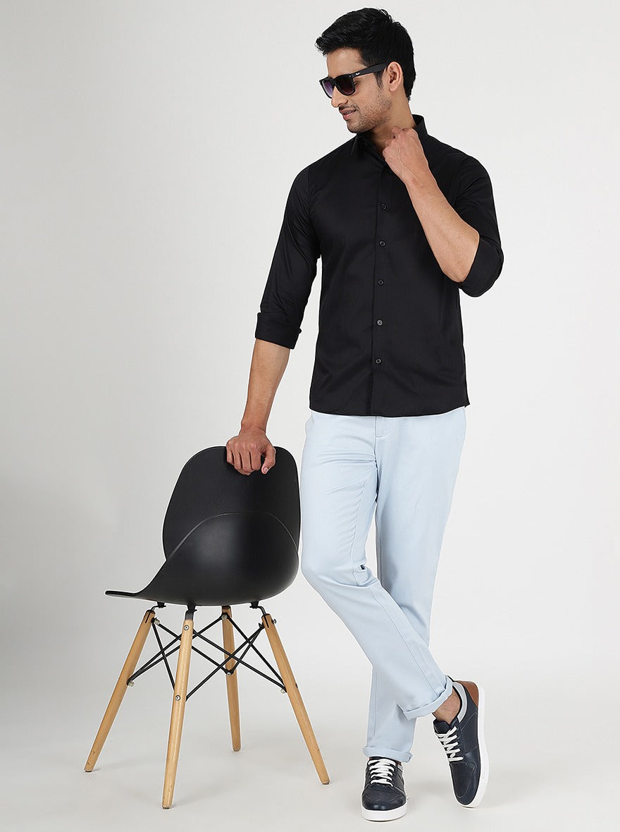 Black Solid Slim Fit Casual Shirt | pehervi
