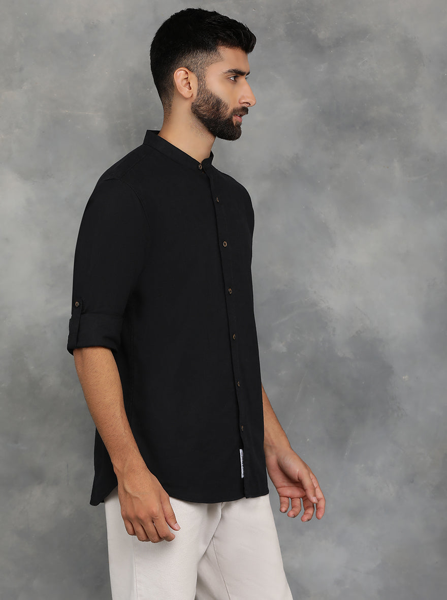 Black Solid Slim Fit Casual Shirt | pehervi