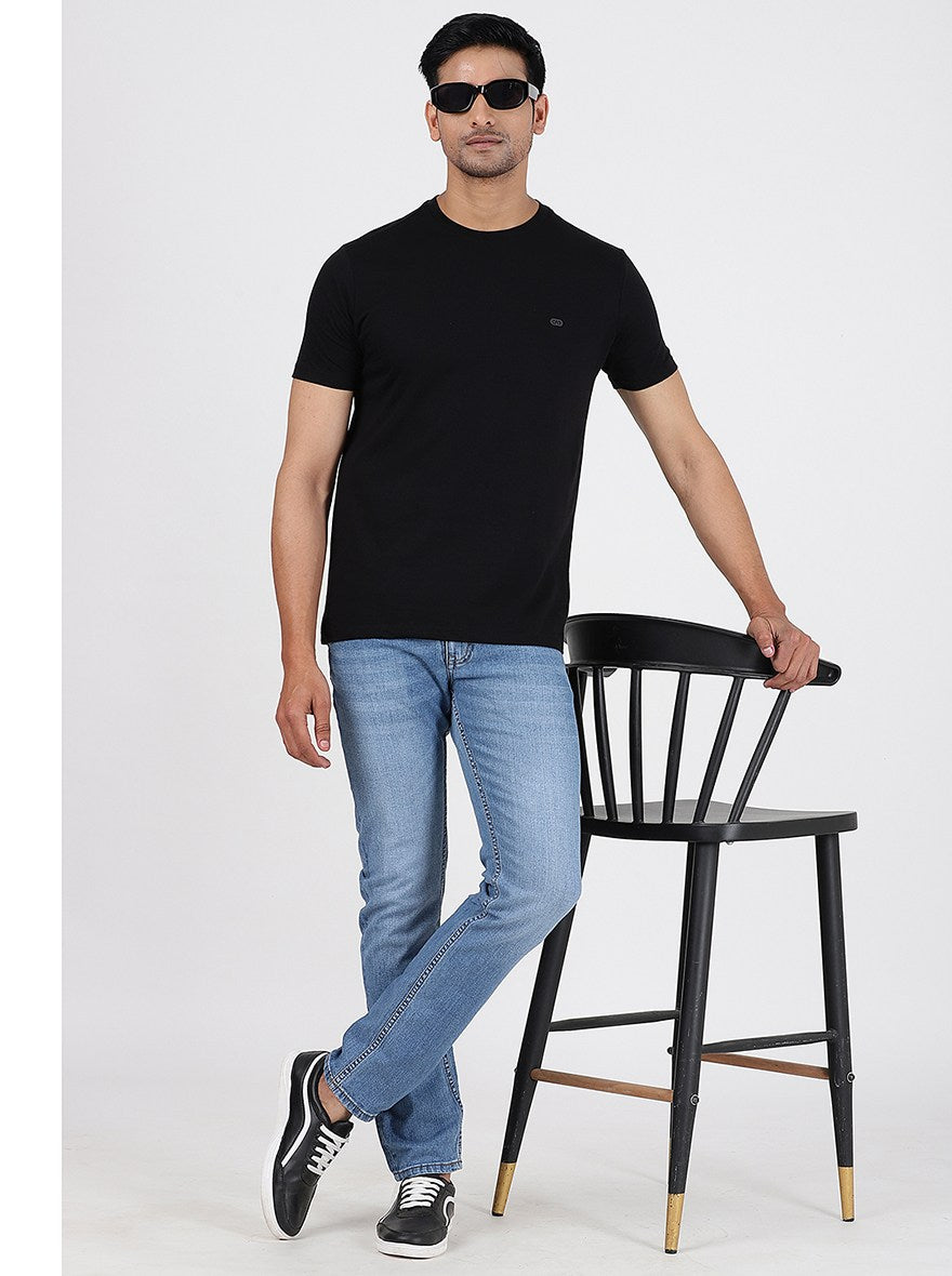 Black Solid Slim Fit T-Shirt | pehervi