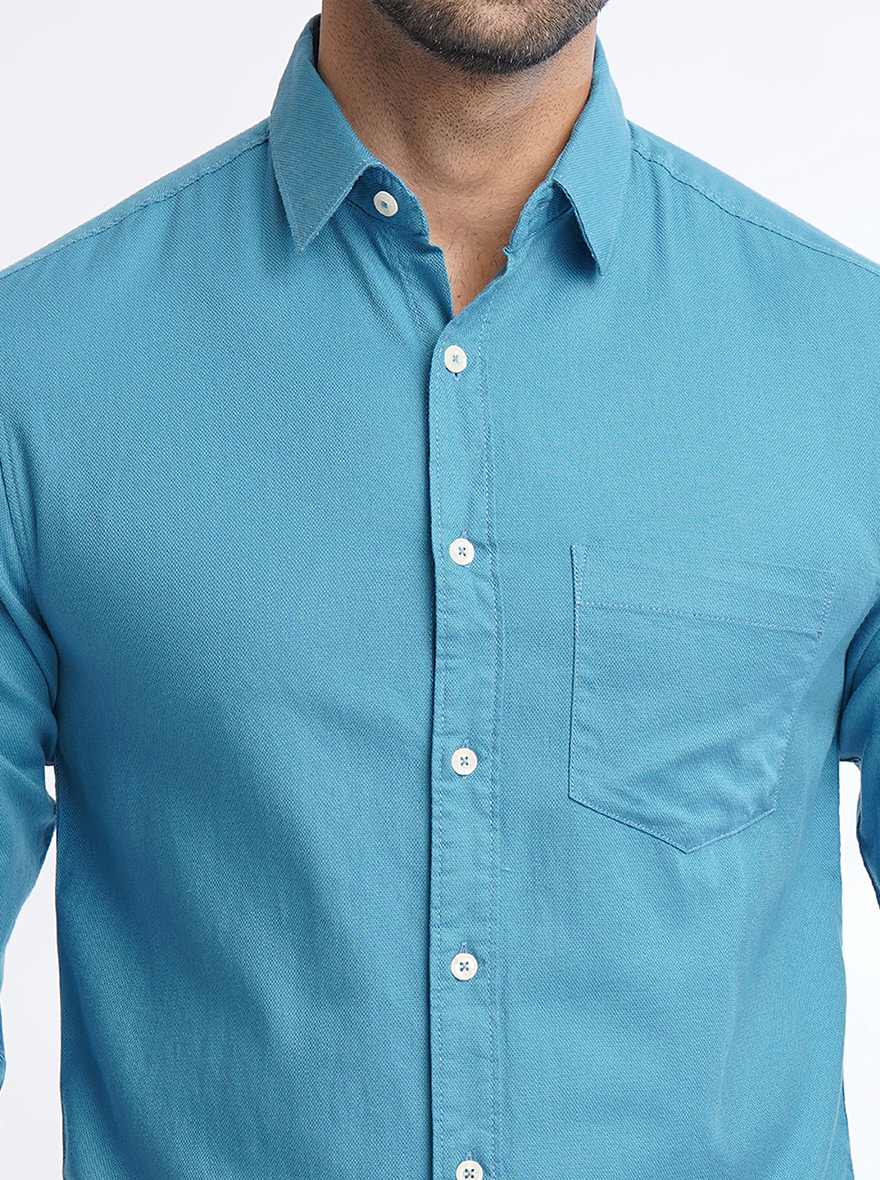 Blue Solid Slim Fit Casual Shirt | pehervi