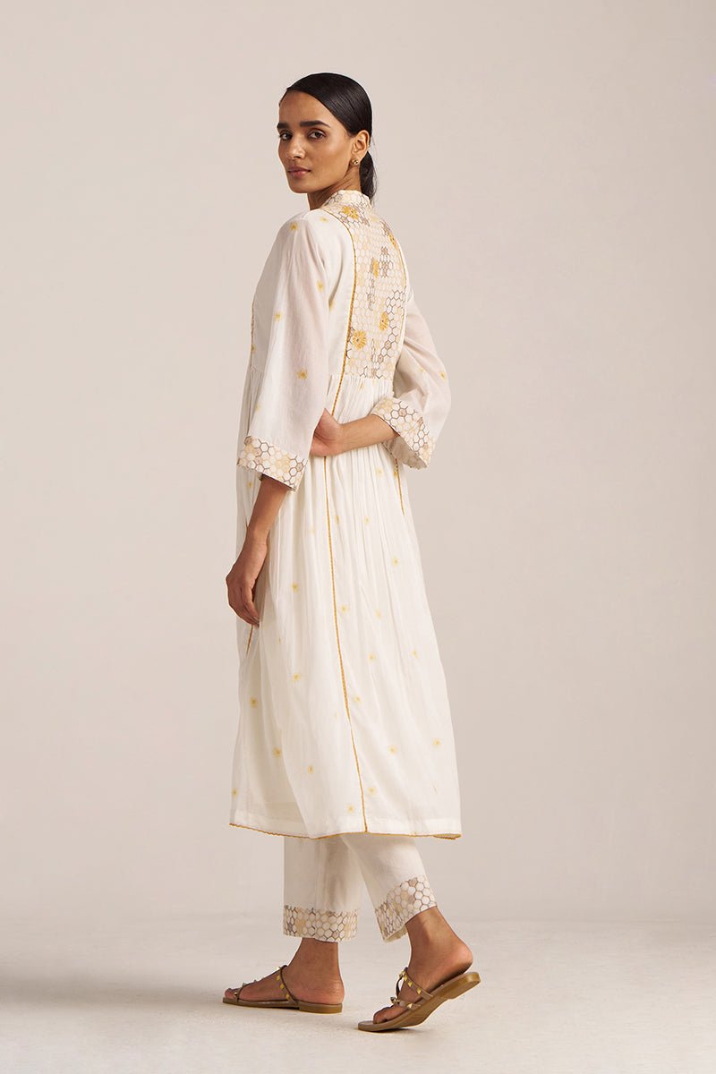 Cream Honey Bees Co-ord Set