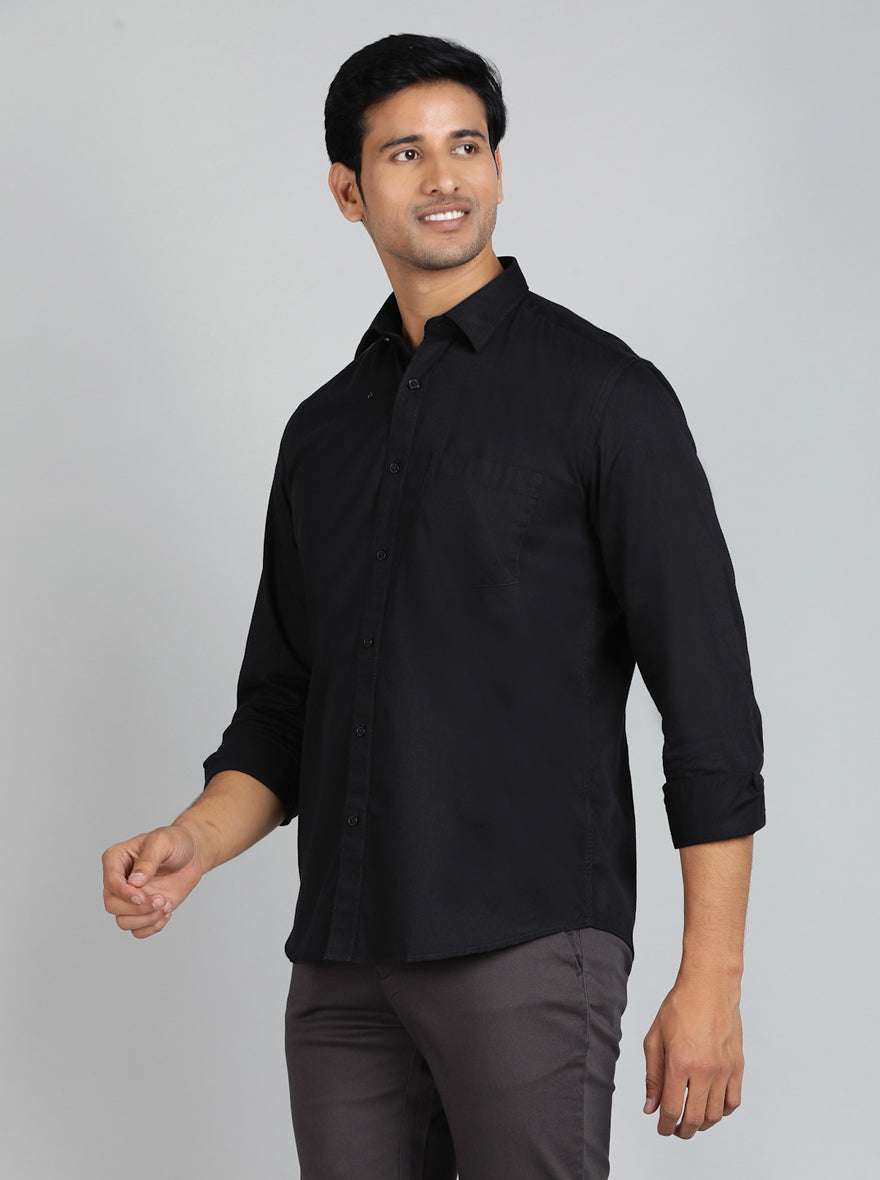 Black Solid Tailored Fit Semi Casual Shirt | Pehervi