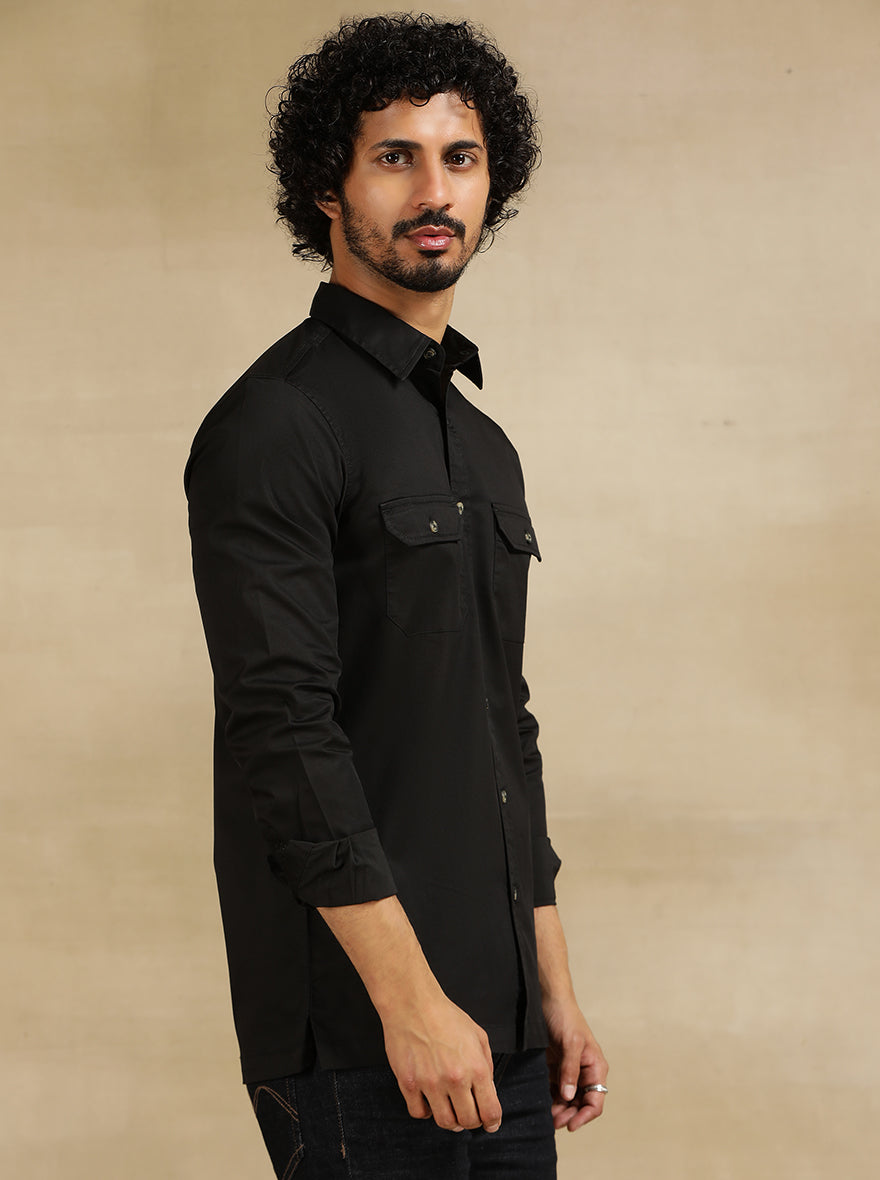 Black Solid Slim Fit Casual Shirt | pehervi