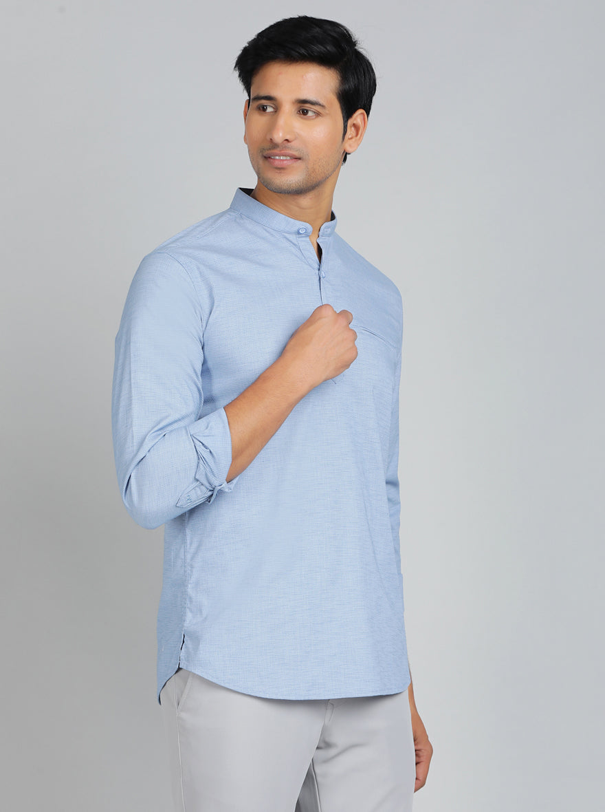Blue Solid Slim Fit Casual Shirt | pehervi