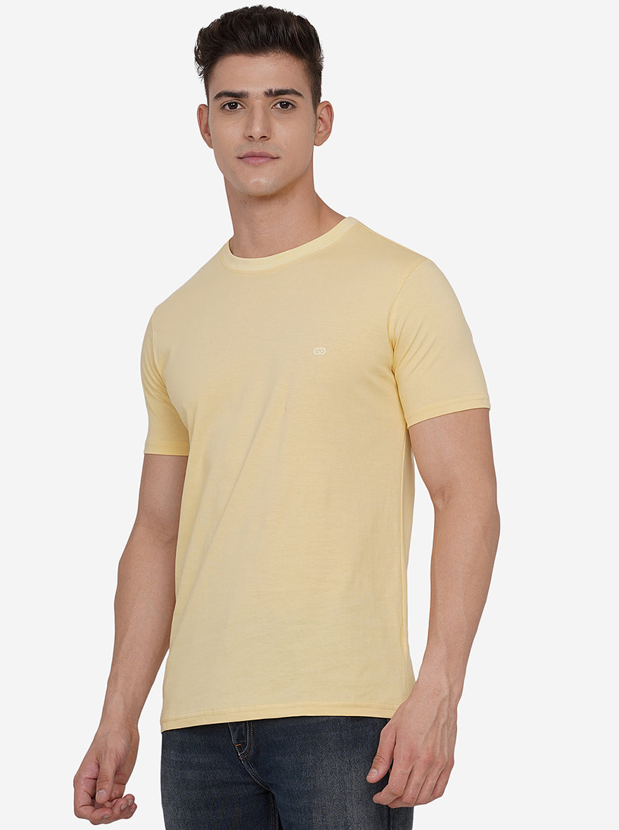 Cream Solid Slim Fit T-Shirt | pehervi