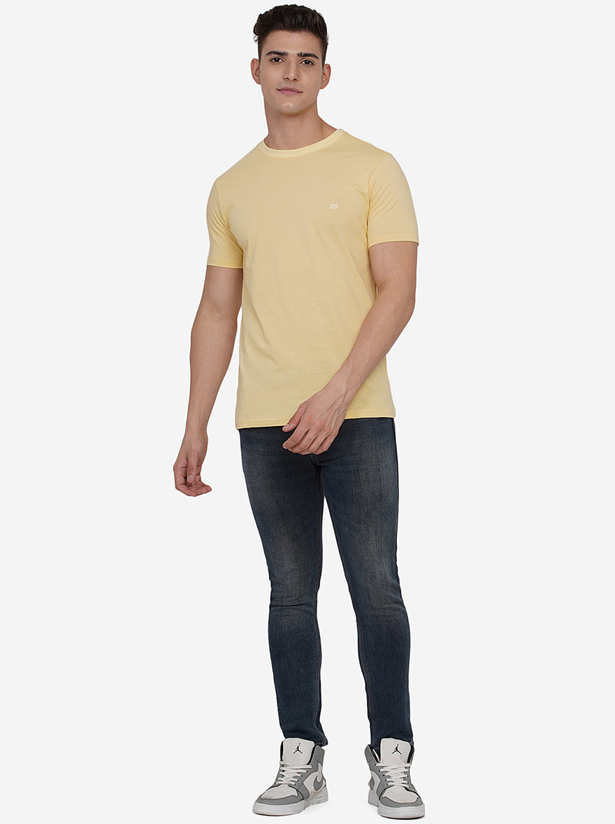 Cream Solid Slim Fit T-Shirt | pehervi