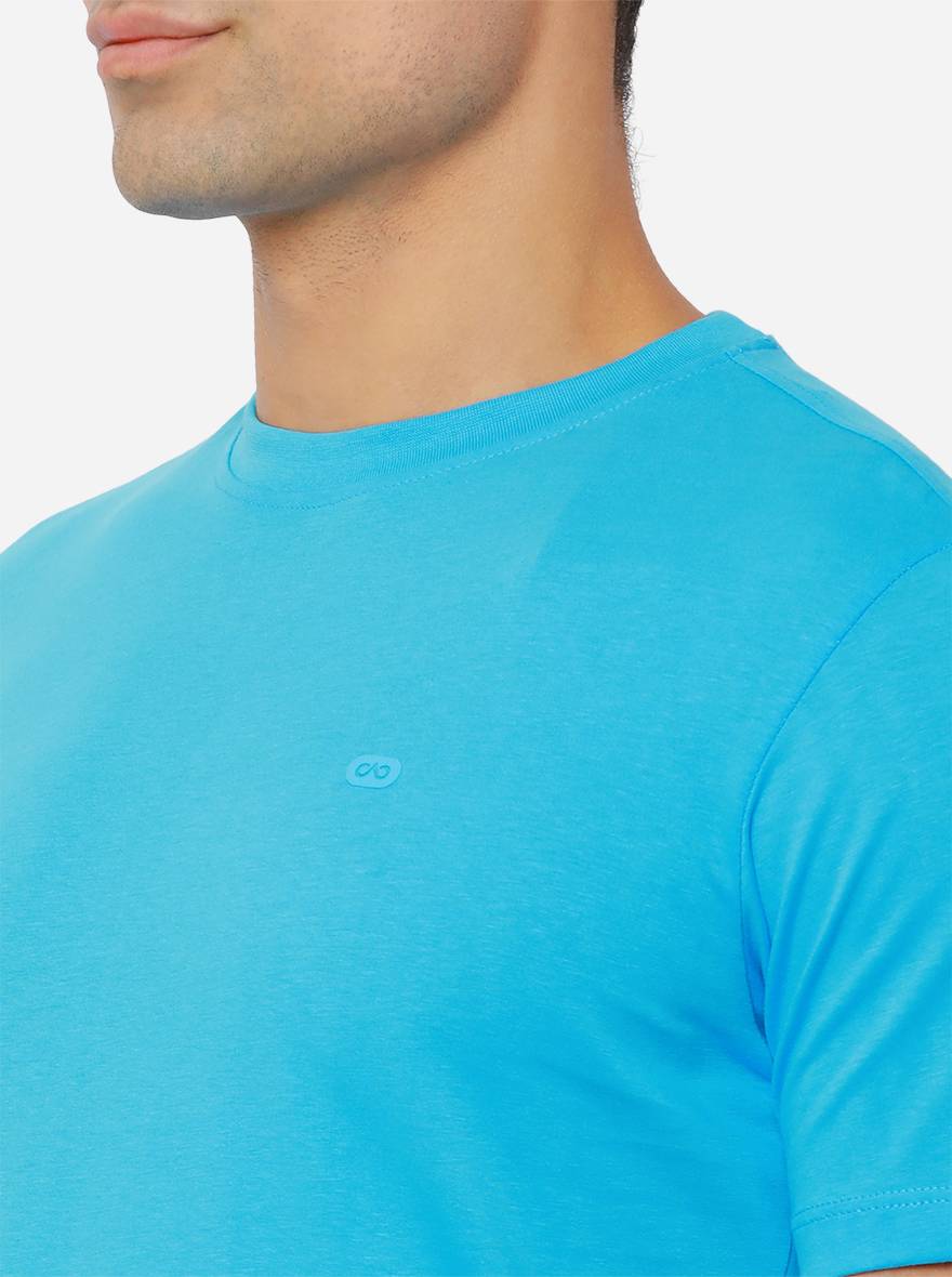 Aqua Blue Solid Slim Fit T-Shirt | pehervi