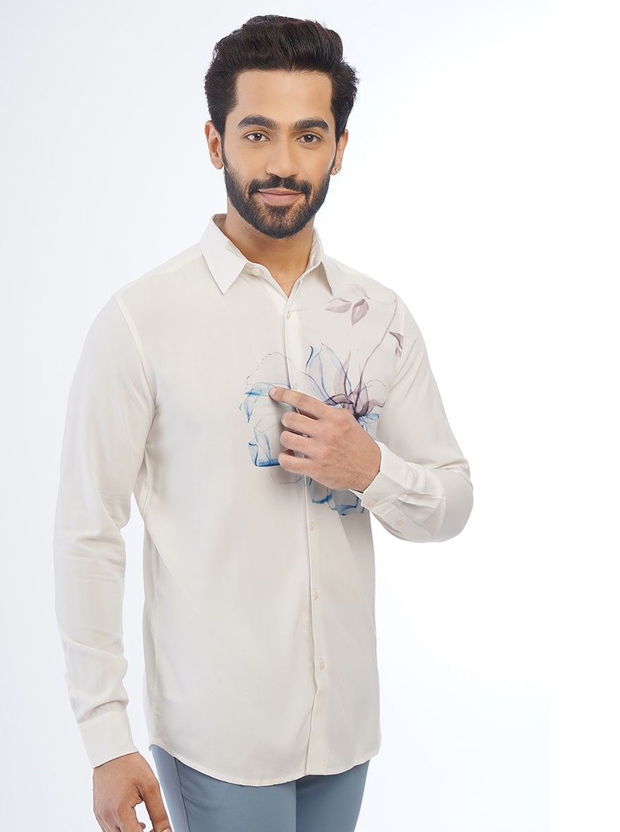 White Printed Slim Fit Casual Shirt | pehervi