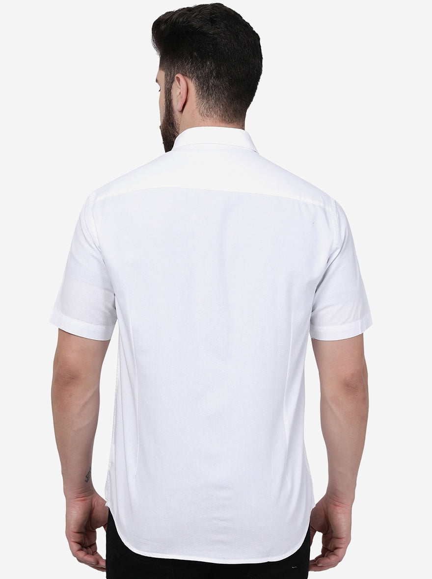 White Solid Smart Fit Semi Casual Shirt | Pehervi