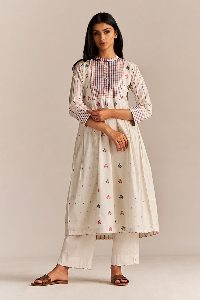 Off-White Cotton Embroidered Kurta Set