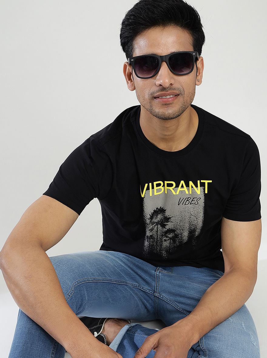 Black Printed Slim Fit T-Shirt | pehervi