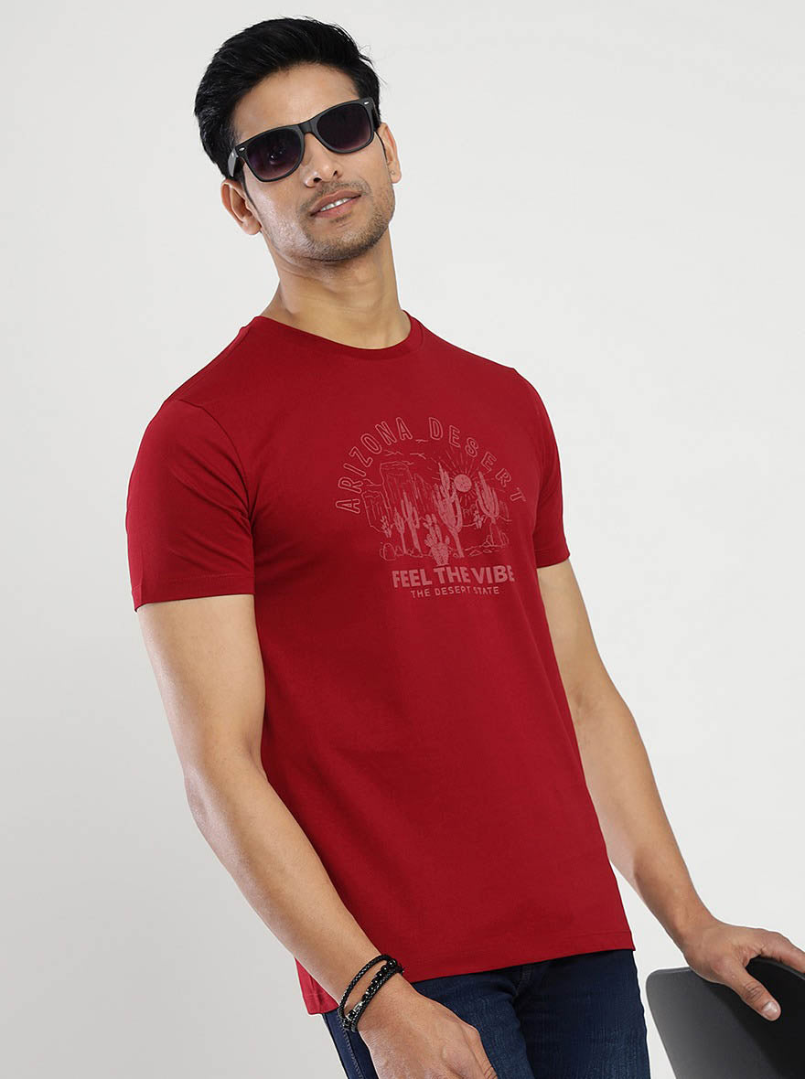 Maroon Printed Slim Fit T-Shirt | pehervi
