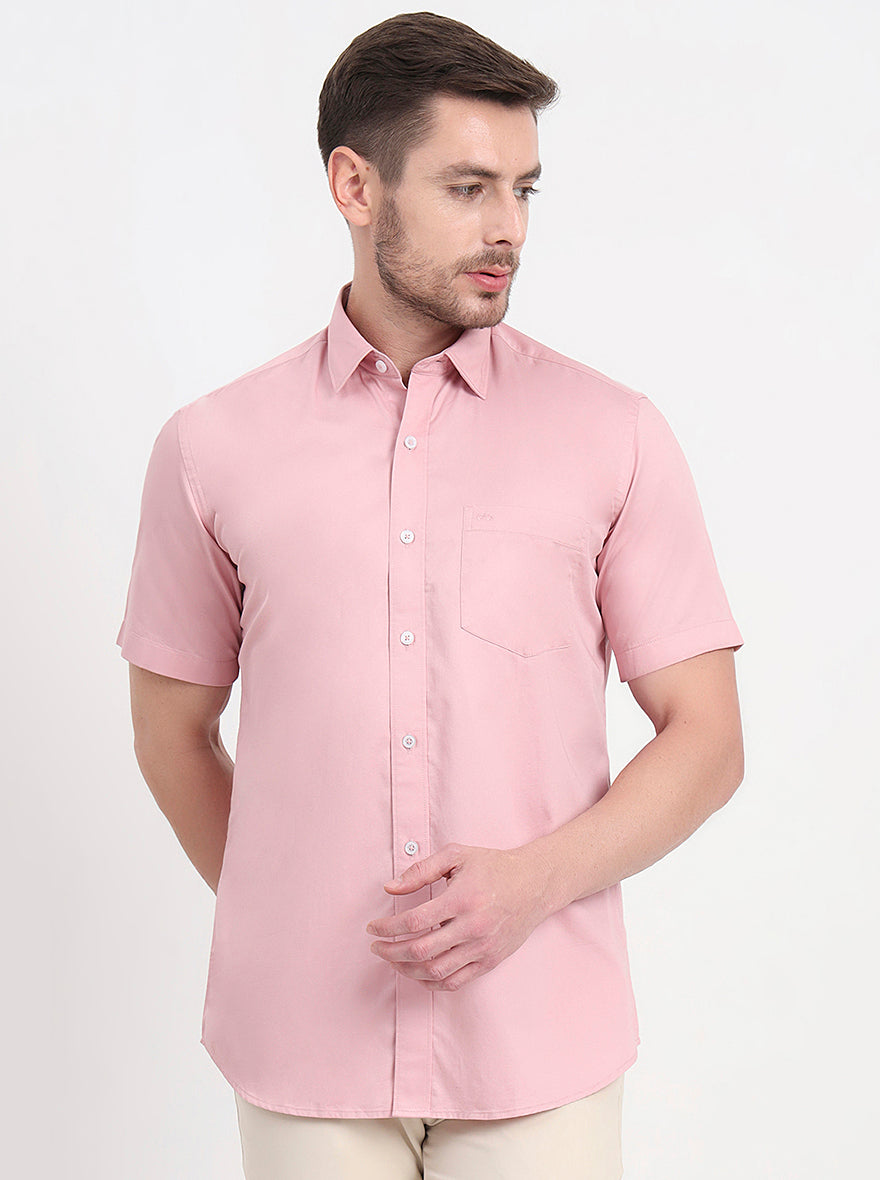 Light Pink Solid Smart Fit Semi Casual Shirt | Pehervi