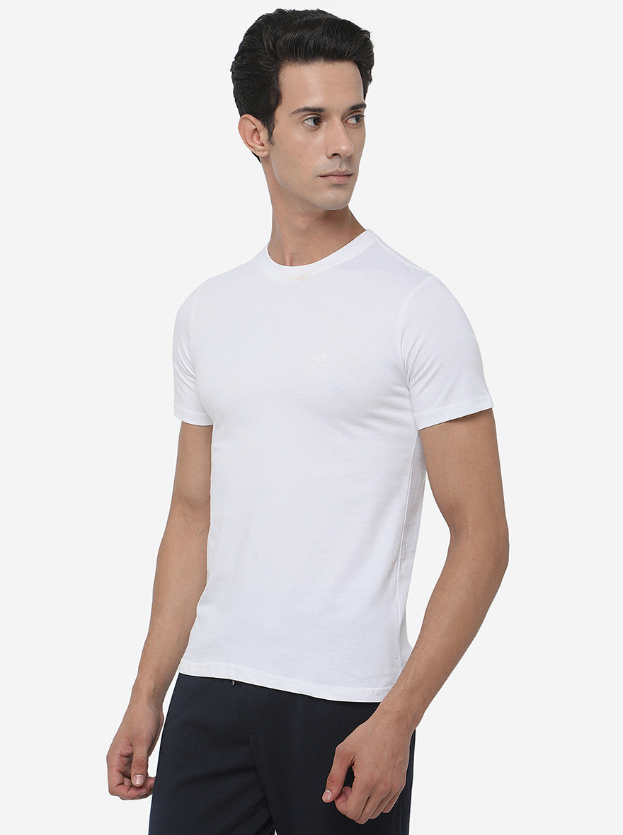 White Solid Slim Fit T-Shirt | pehervi