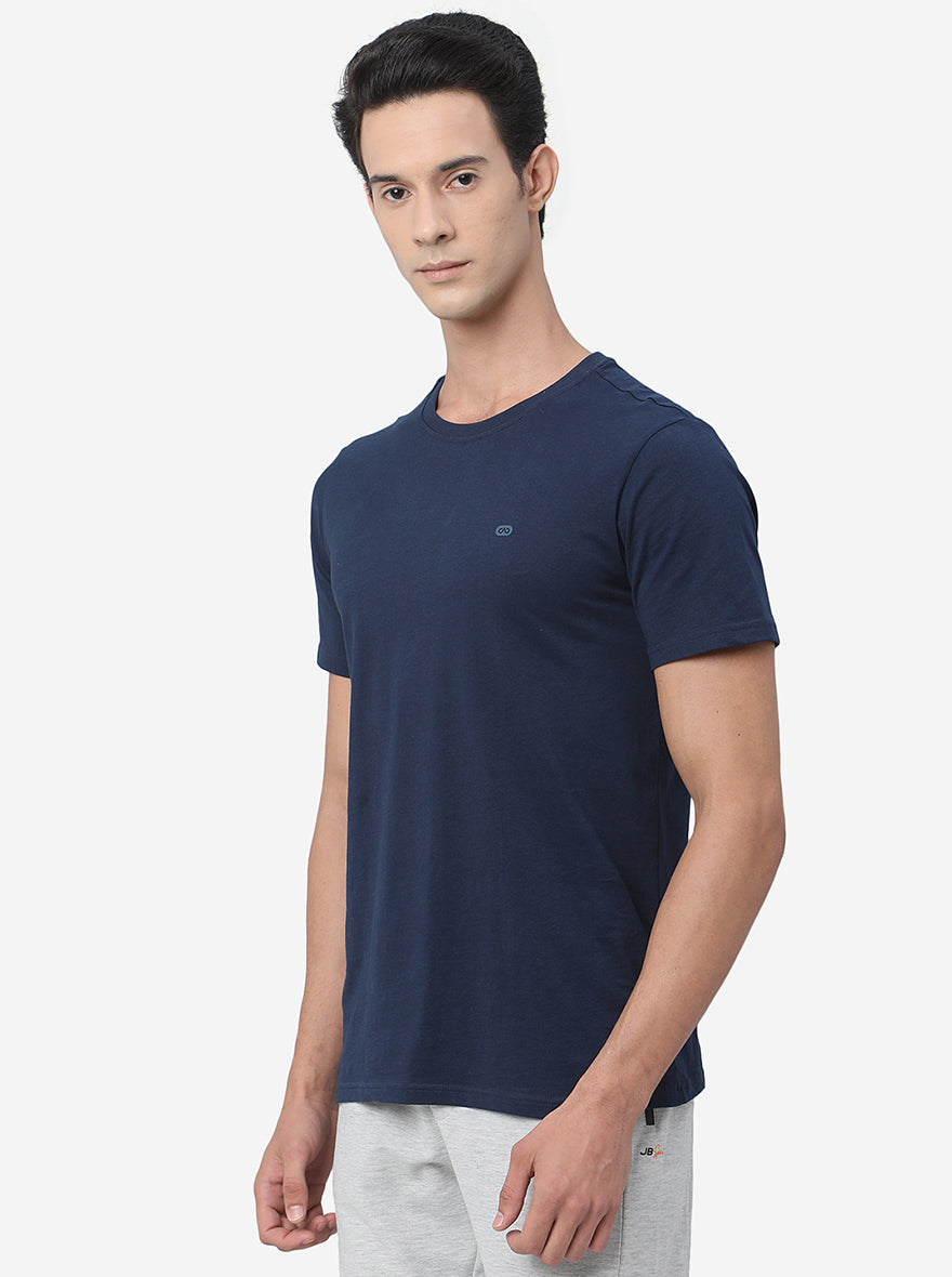 Navy Blue Solid Slim Fit T-Shirt | pehervi