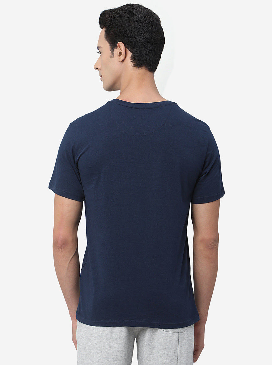 Navy Blue Solid Slim Fit T-Shirt | pehervi