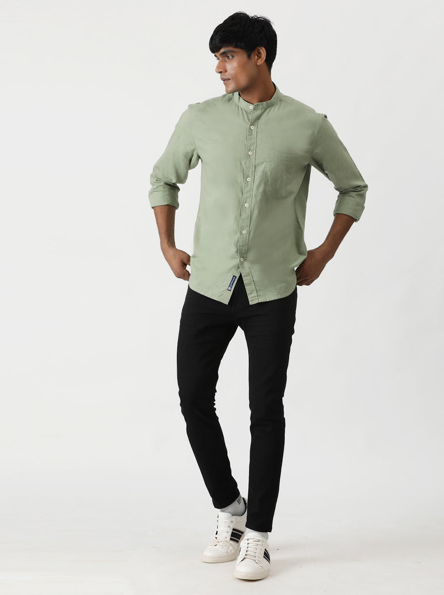 Green Solid Slim Fit Casual Shirt | pehervi