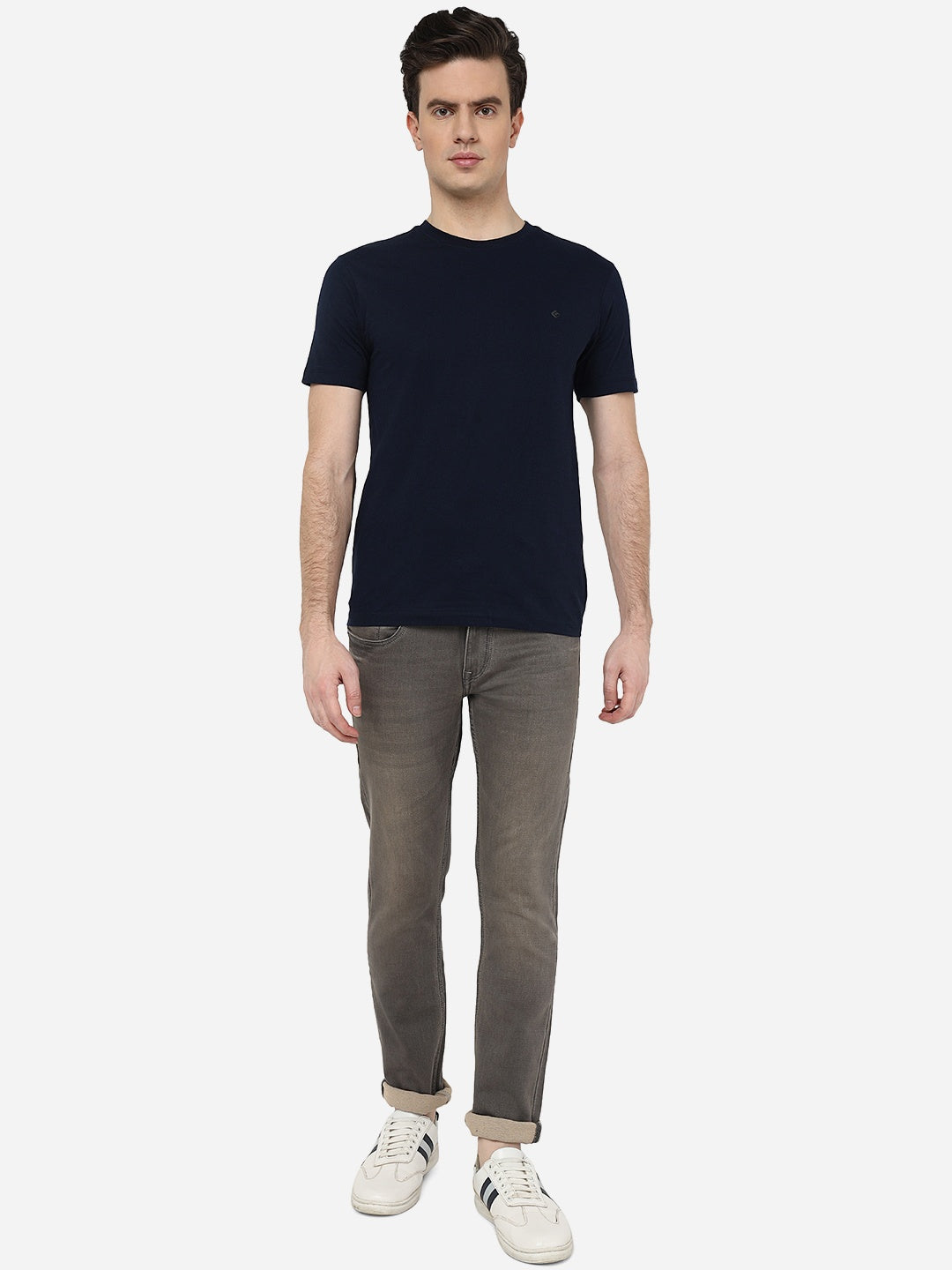 Navy Blue Solid Slim Fit T-Shirt | pehervi