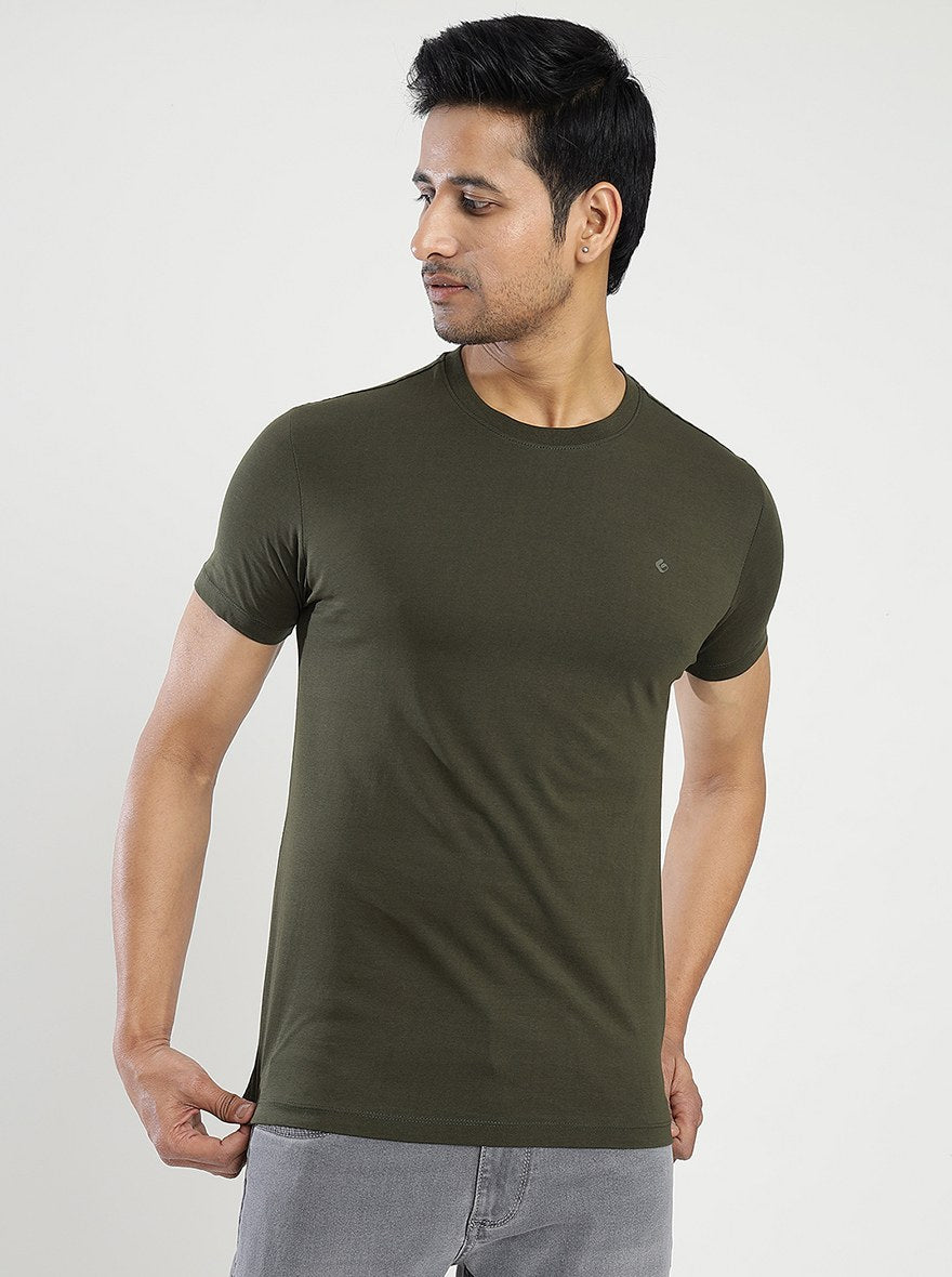 Olive Green Solid Slim Fit T-Shirt | pehervi