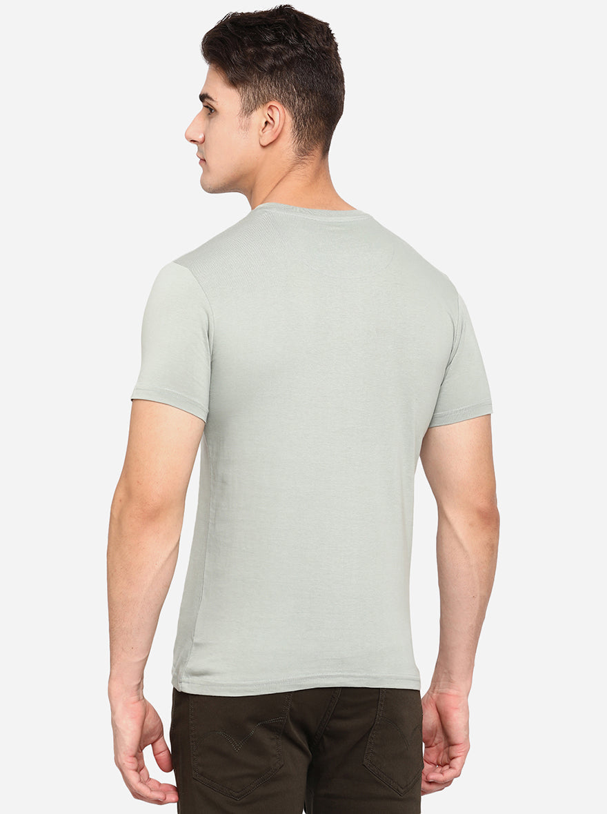 Tint Green Solid Slim Fit T-Shirt | pehervi