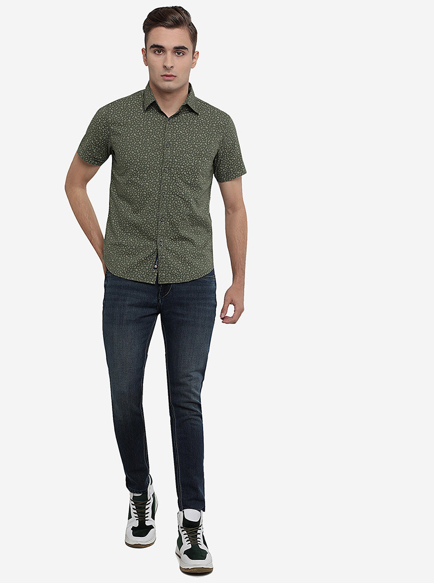 Olive Green Printed Slim Fit Semi Casual Shirt | Pehervi