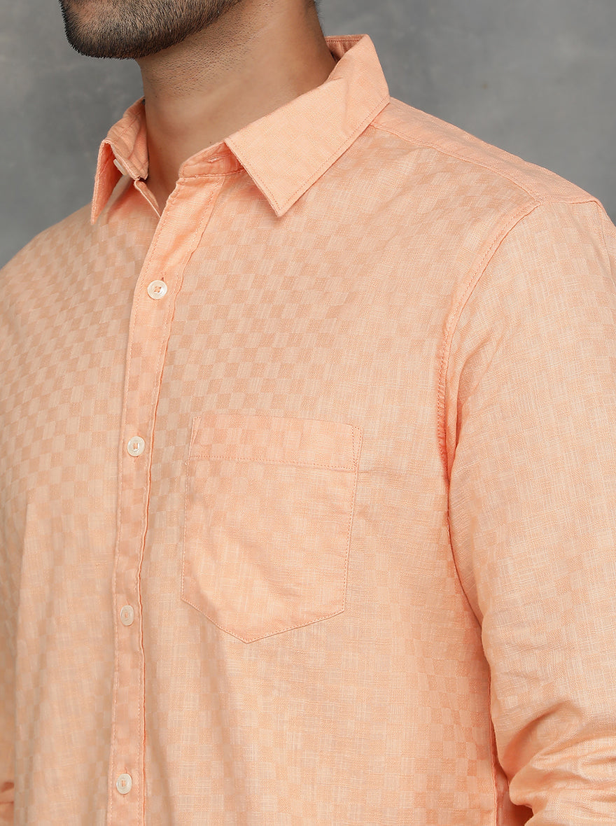 Peach Solid Slim Fit Casual Shirt | pehervi