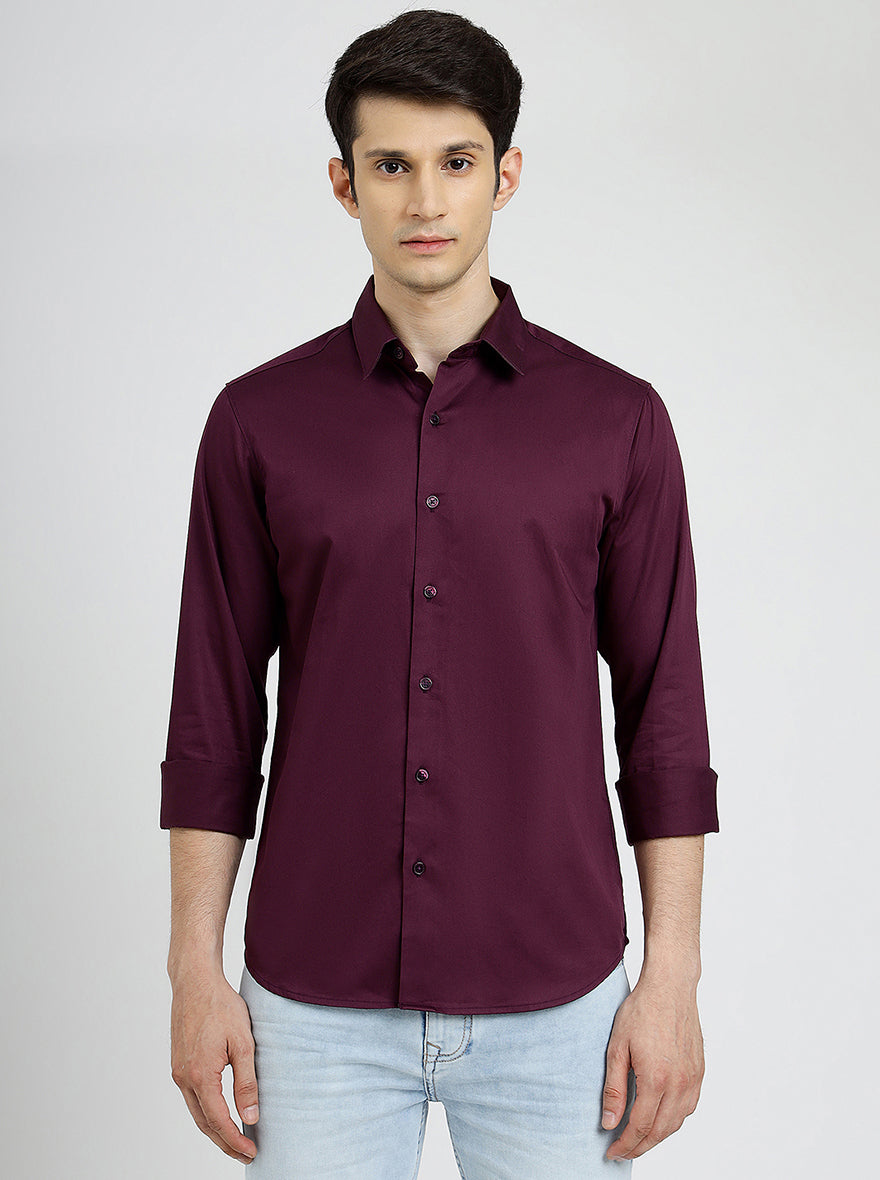 Wine Solid Slim Fit Casual Shirt | pehervi