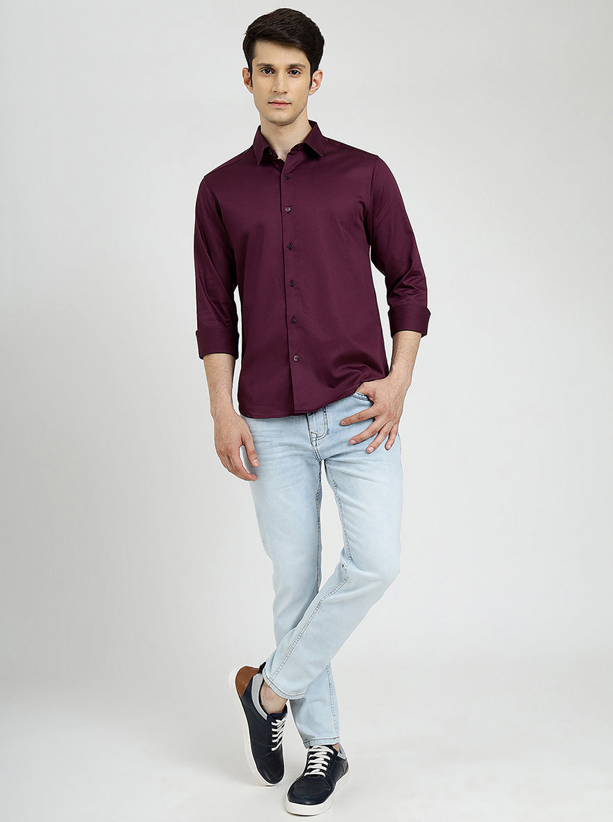 Wine Solid Slim Fit Casual Shirt | pehervi