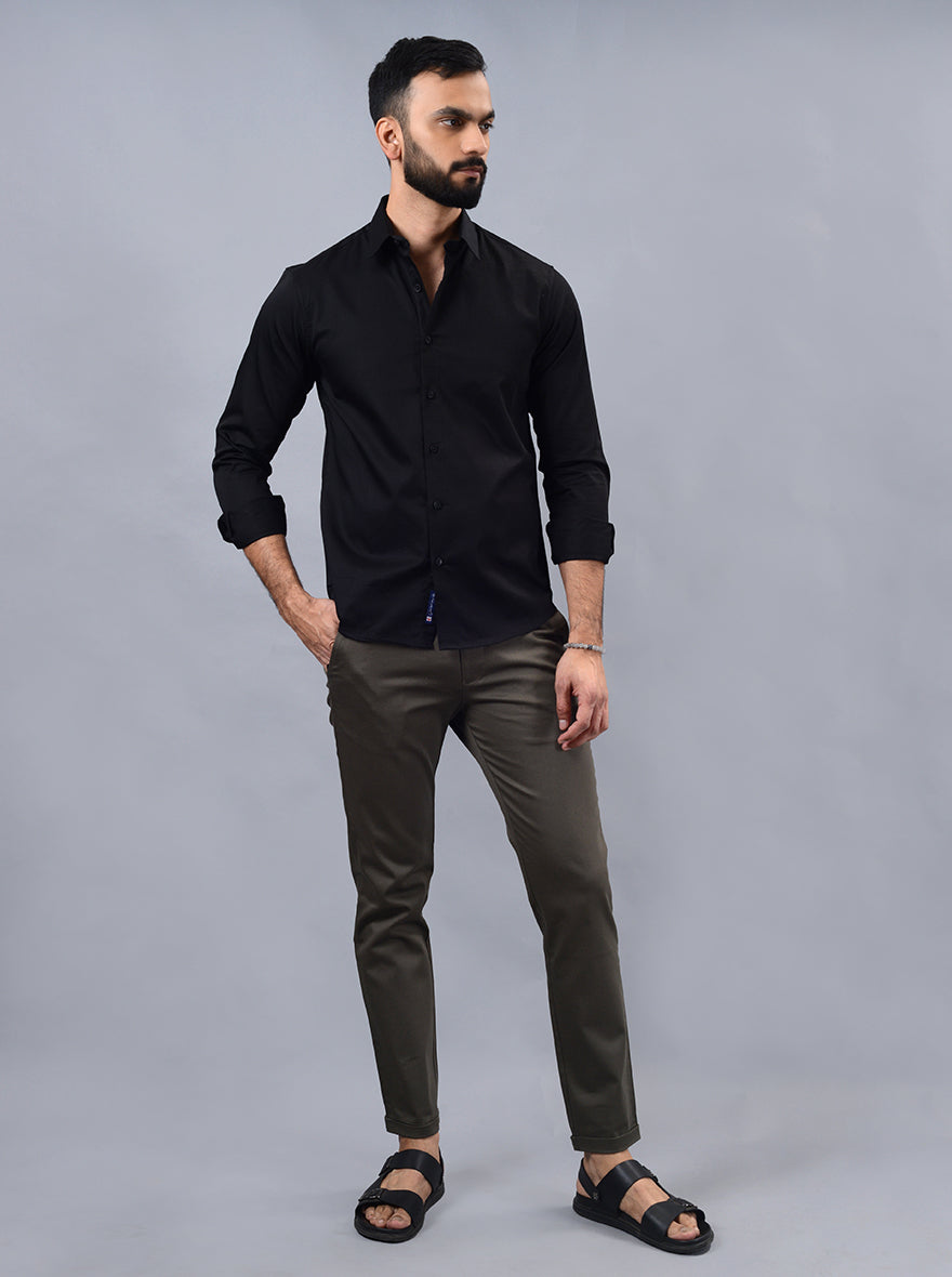 Black Solid Slim Fit Casual Shirt | pehervi