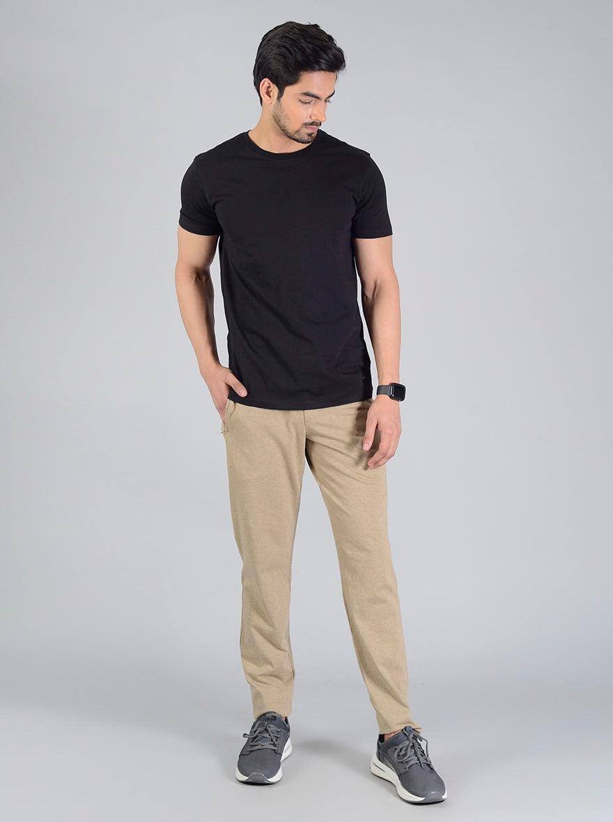 Black Solid Slim Fit T-Shirt | pehervi
