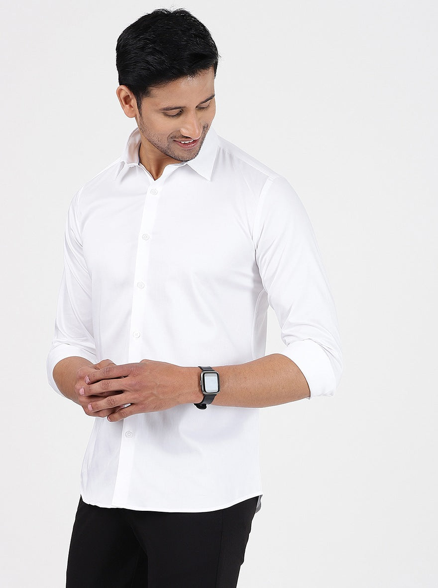 White Solid Slim Fit Casual Shirt | pehervi