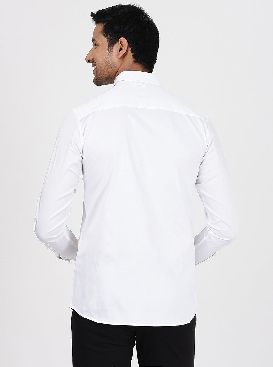 White Solid Slim Fit Casual Shirt | pehervi