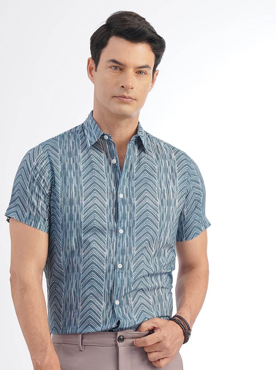 Blue Printed Slim Fit Casual Shirt | pehervi