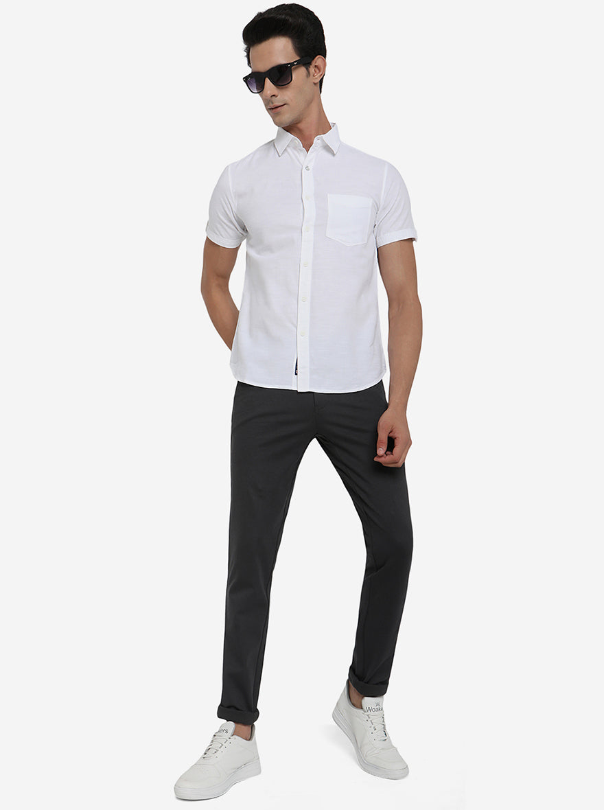 White Solid Slim Fit Semi Casual Shirt | Pehervi