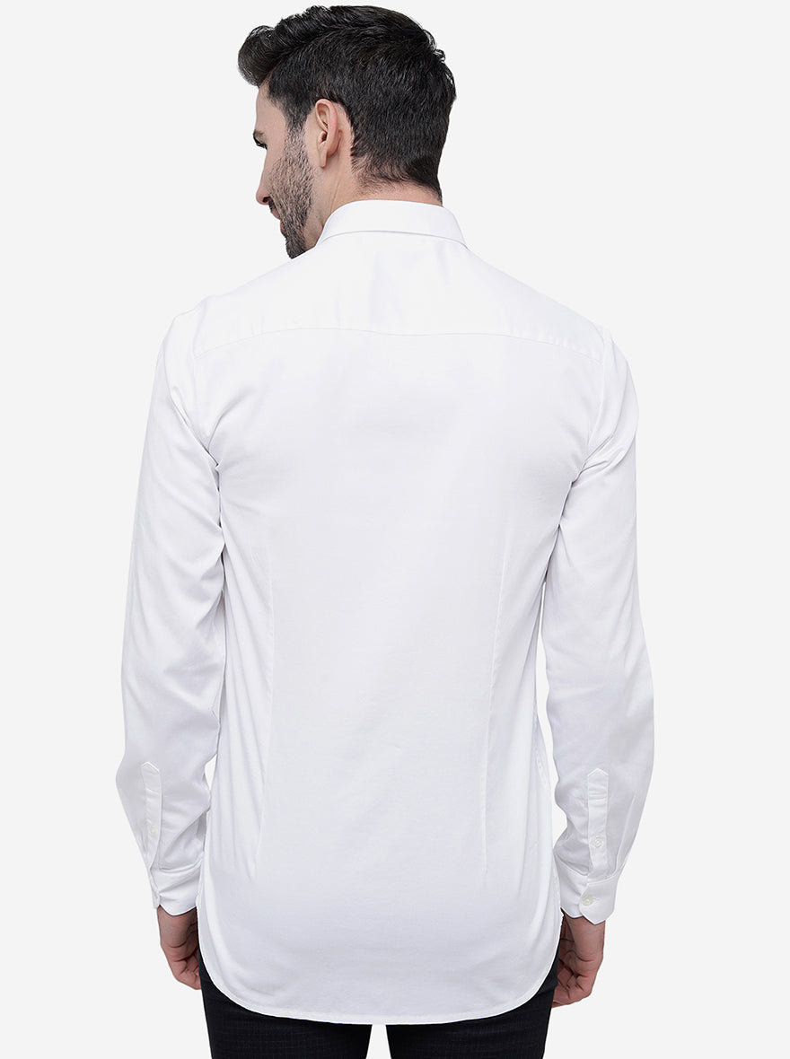 White Solid Slim Fit Semi Casual Shirt | Pehervi