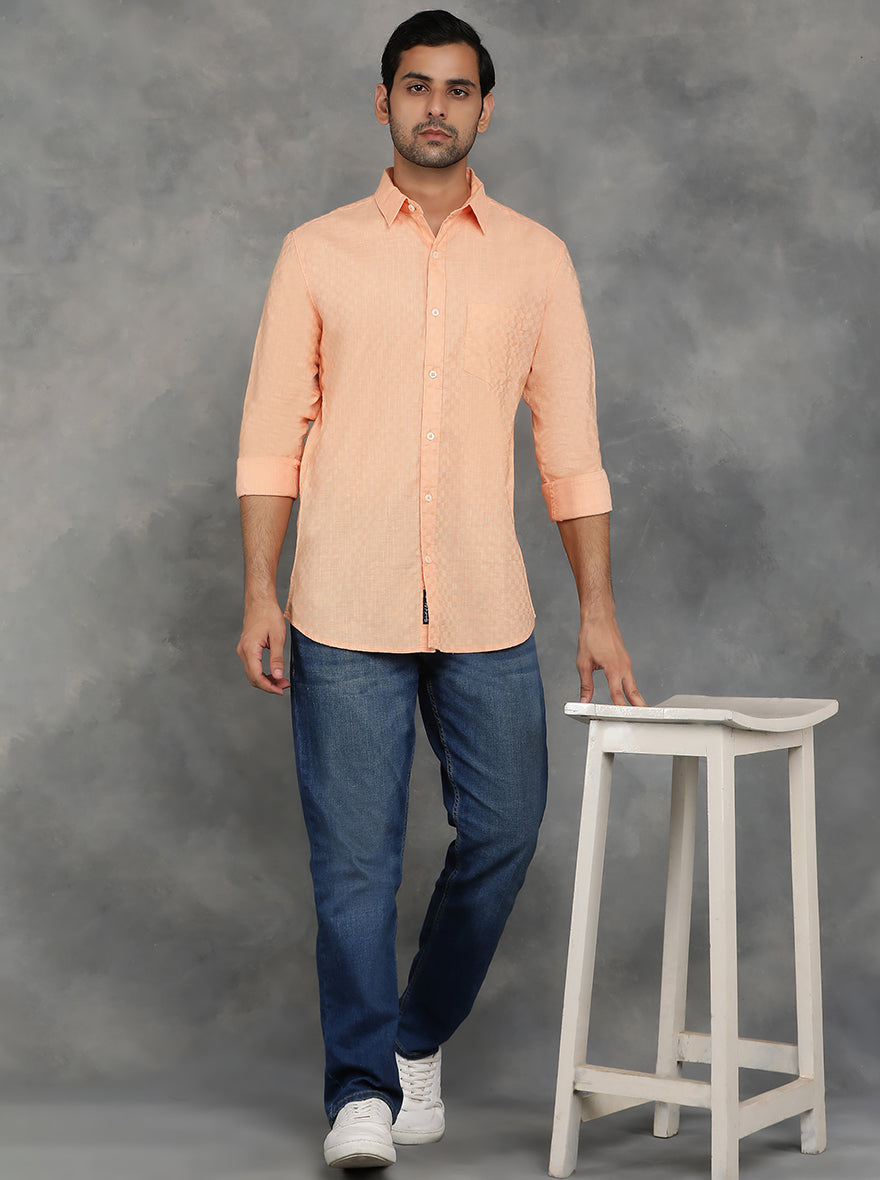 Peach Solid Slim Fit Casual Shirt | pehervi