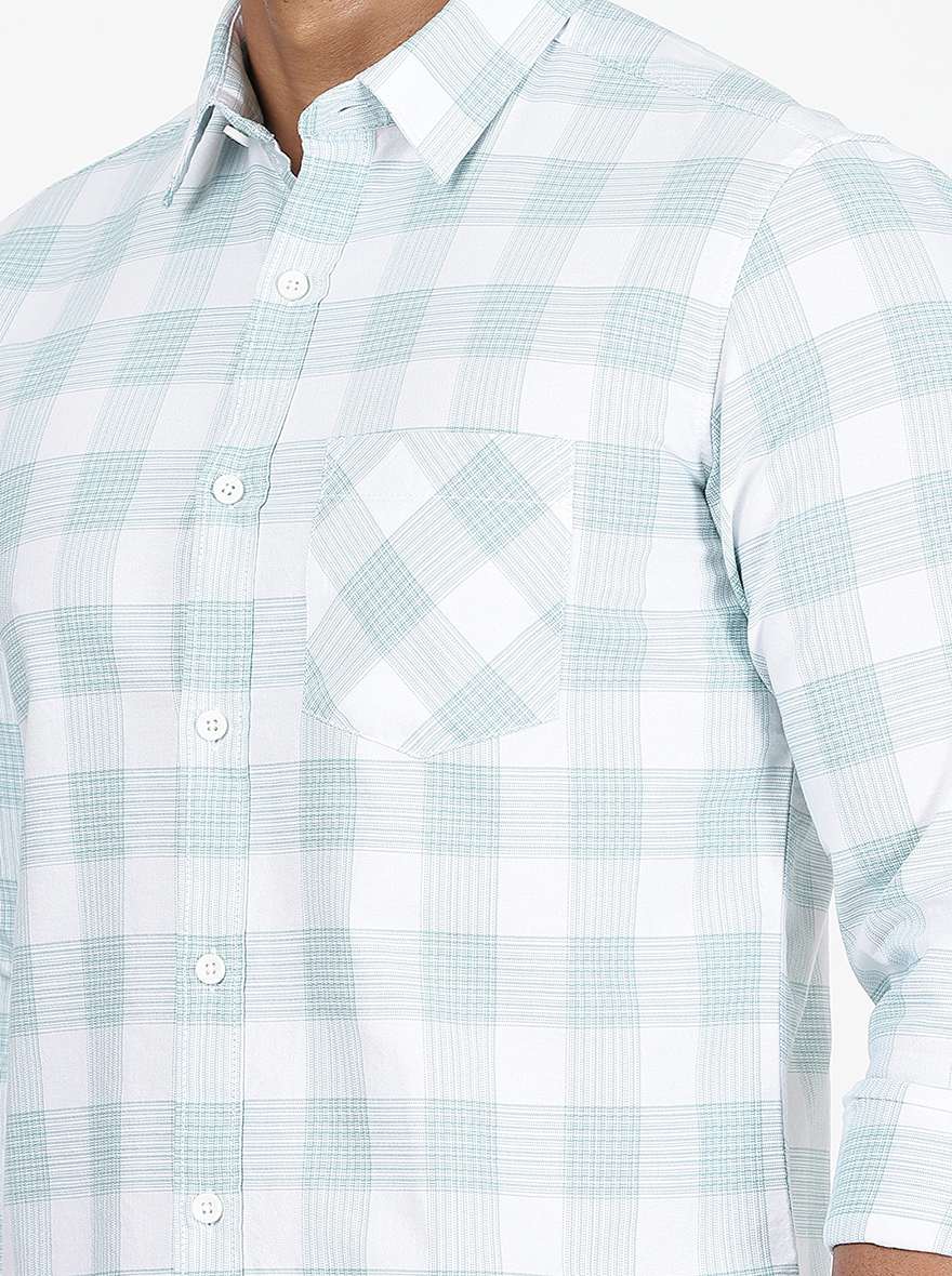 Light Green Checked Slim Fit Casual Shirt | pehervi