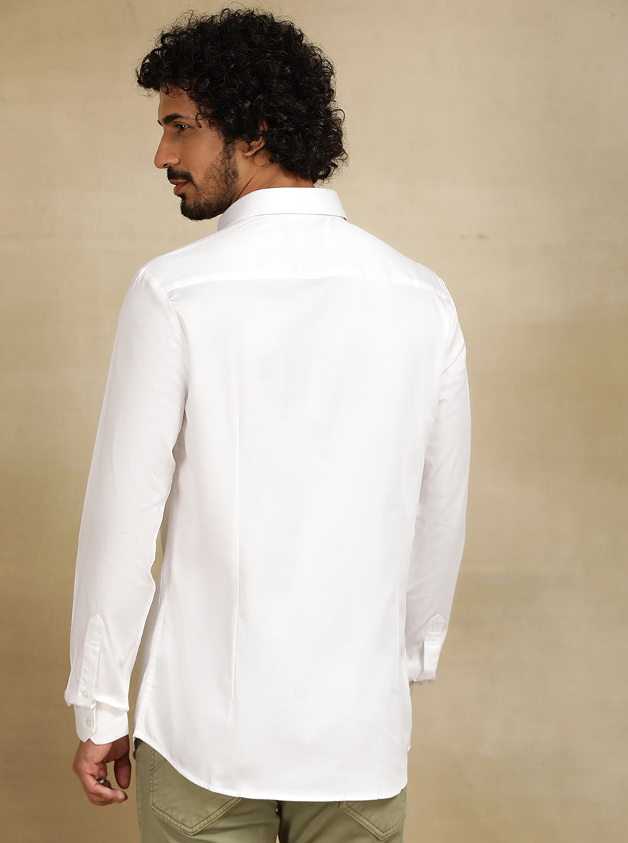 White Solid Slim Fit Casual Shirt | pehervi
