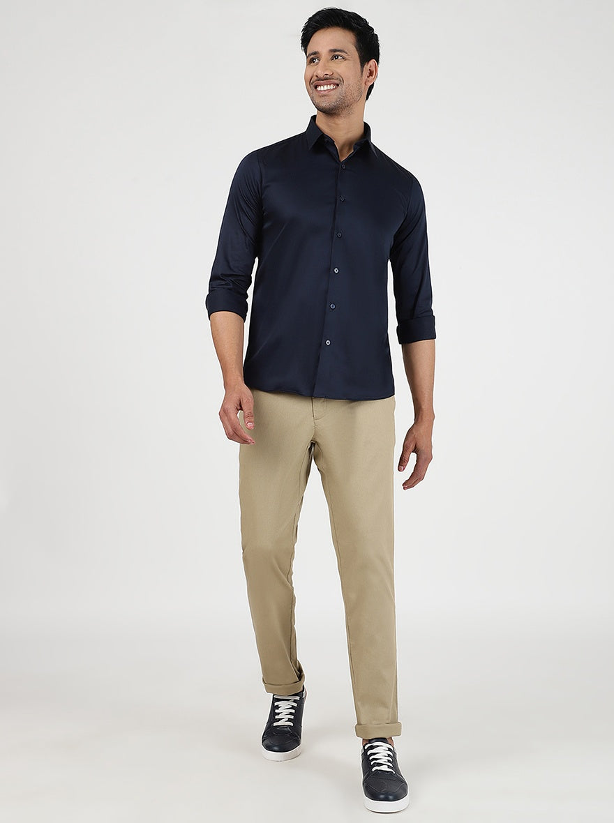 Navy Blue Solid Slim Fit Casual Shirt | pehervi