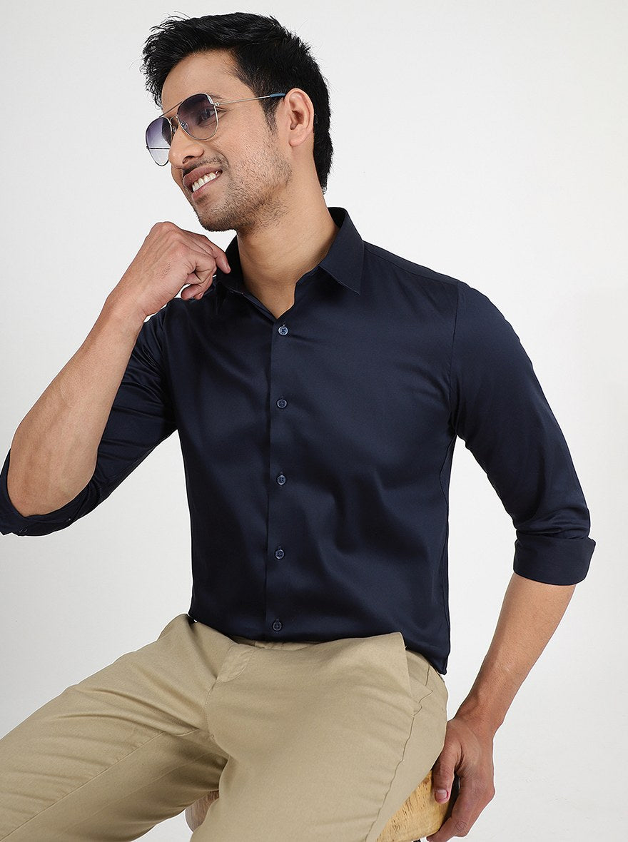 Navy Blue Solid Slim Fit Casual Shirt | pehervi