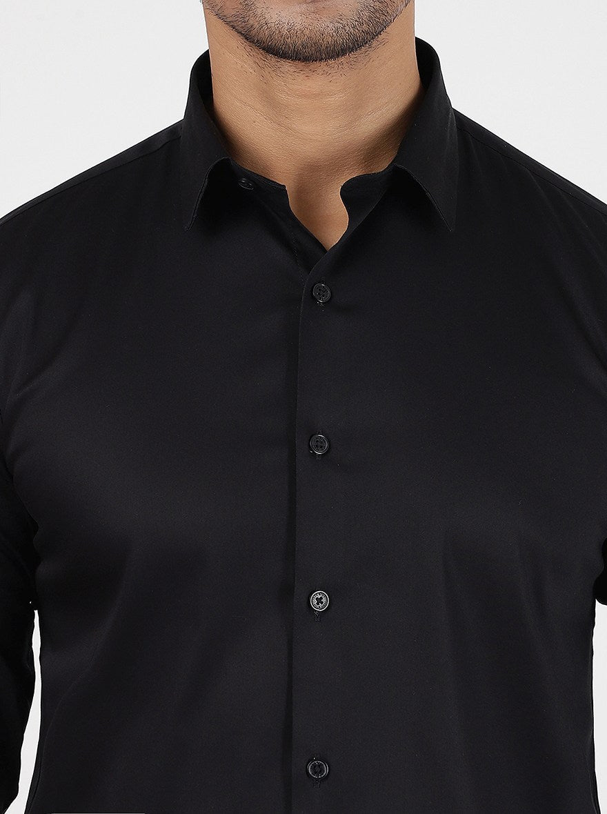 Black Solid Slim Fit Casual Shirt | pehervi