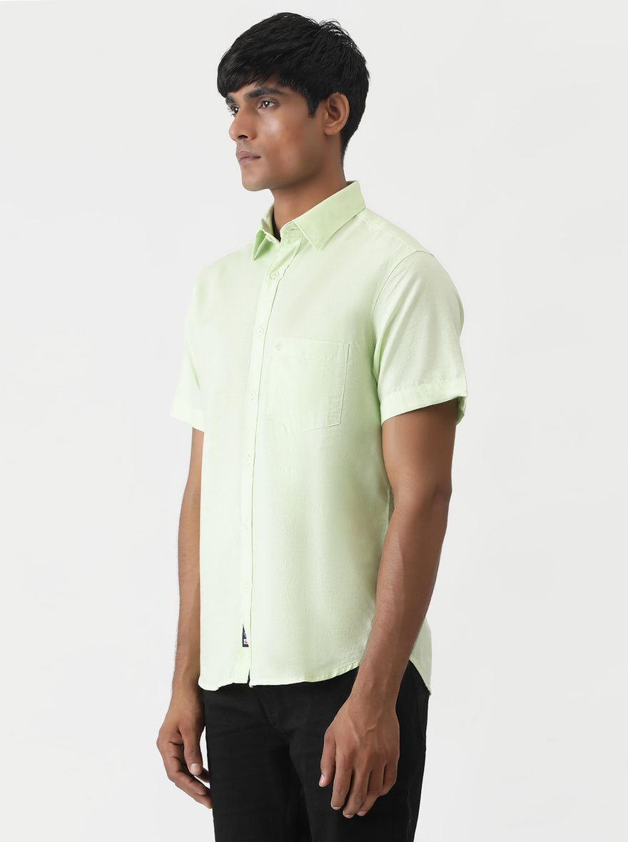 Light Green Solid Slim Fit Casual Shirt | pehervi
