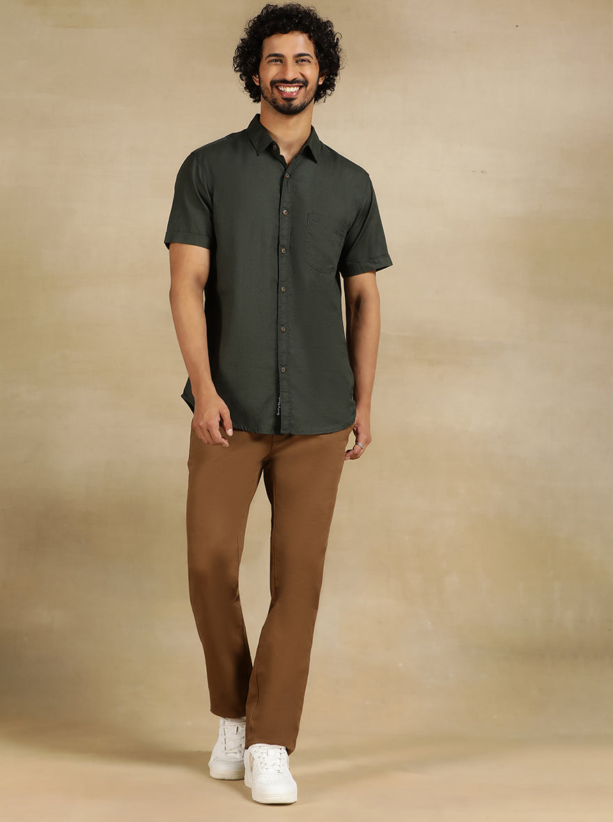 Olive Green Solid Slim Fit Casual Shirt | pehervi