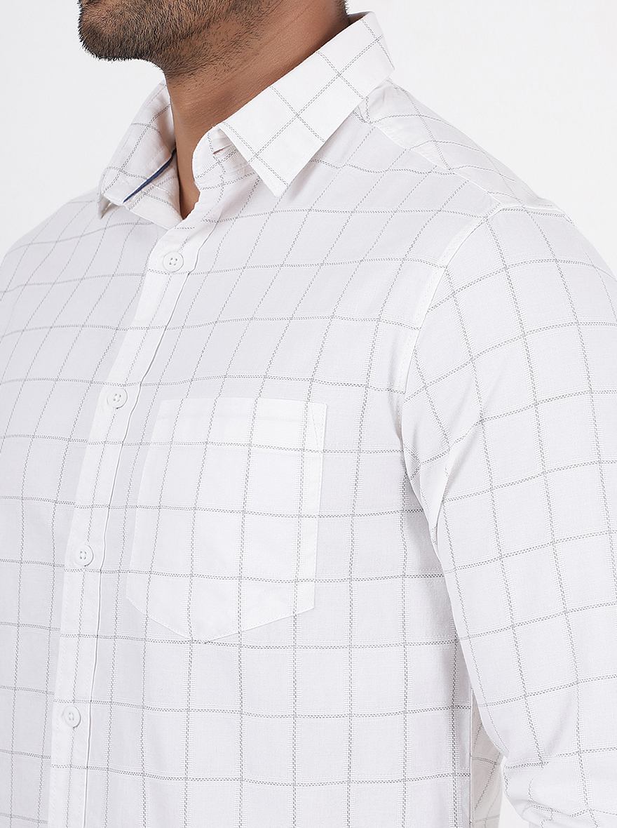 White Checked Slim Fit Casual Shirt | pehervi