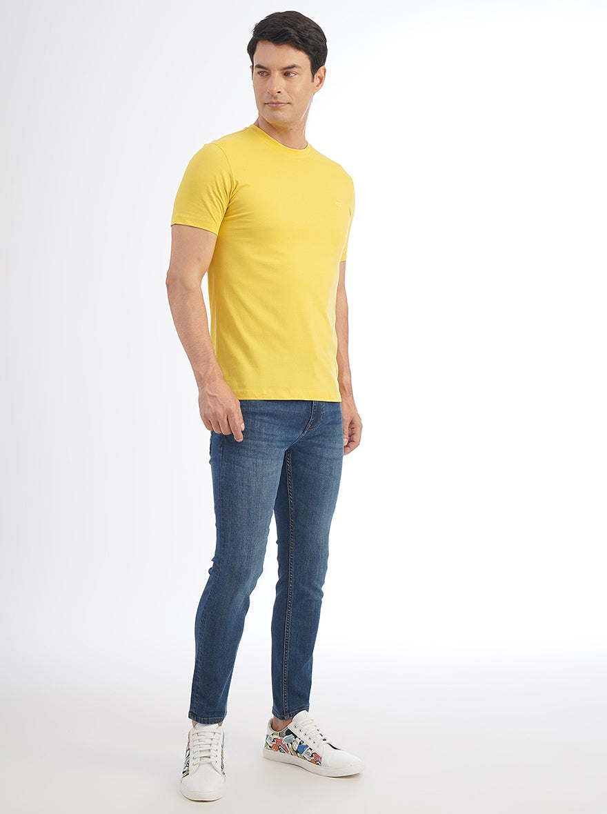 Yellow Solid Slim Fit T-Shirt | pehervi