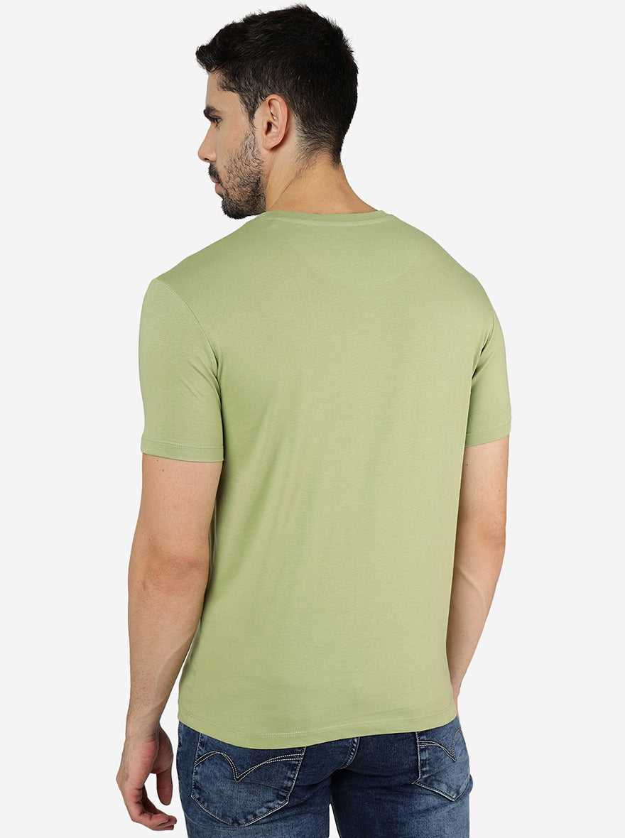 Pista Green Solid Slim Fit T-Shirt | pehervi