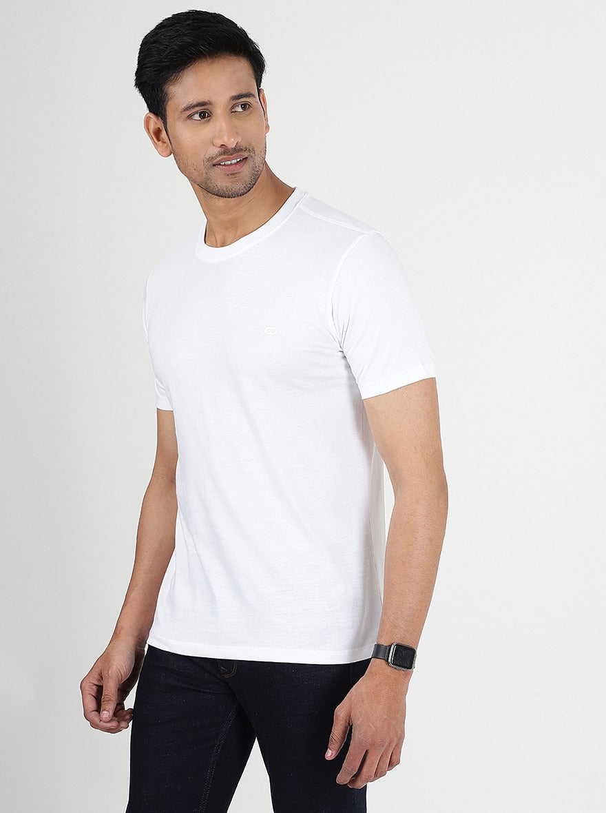 White Solid Slim Fit T-Shirt | pehervi
