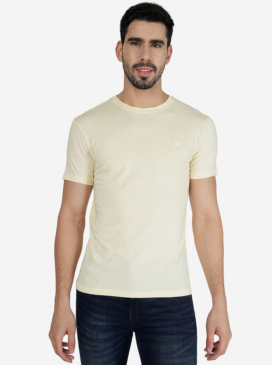 Light Yellow Solid Slim Fit T-Shirt | pehervi